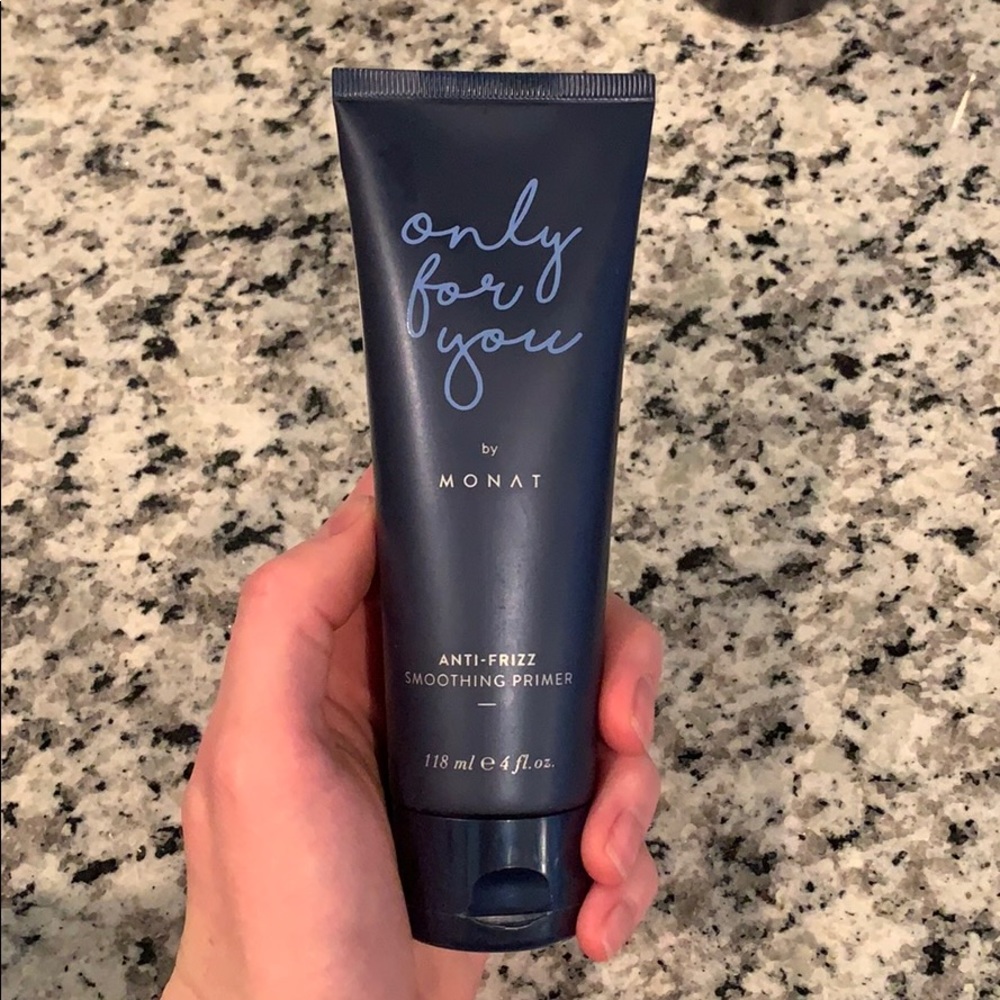 Monat Anti Frizz Smoothing Primer